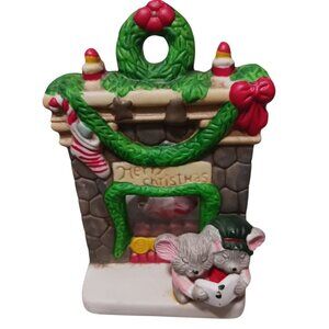 Vtge Ceramic "Merry Christmas" Mouse Figurine Decoration With Fireplace Scene